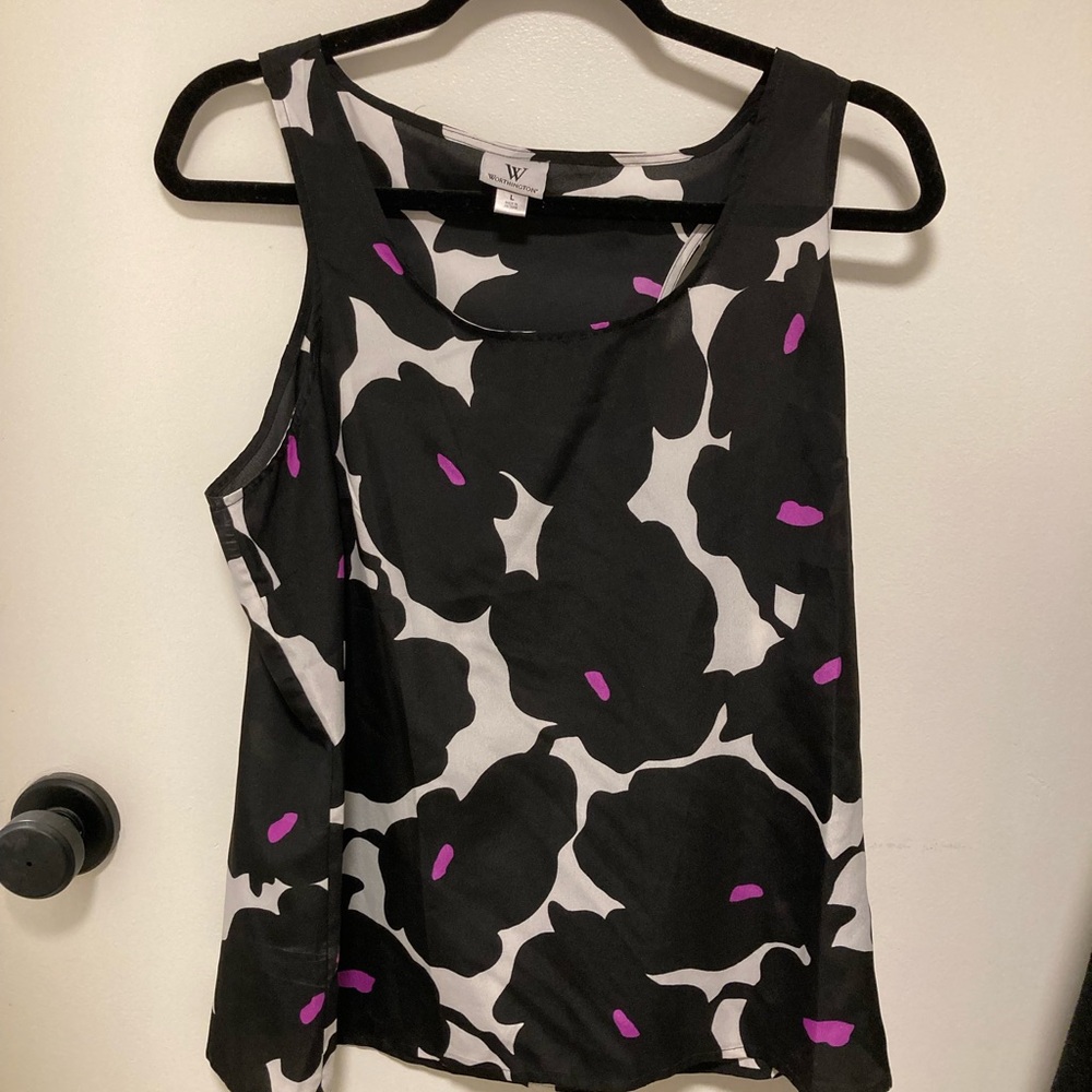 4/$10 Worthington Black and White Floral Shell